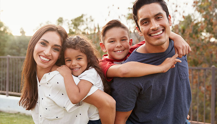 You say Mazola®, they say “mas holas”! Easy recipes that your kids will love