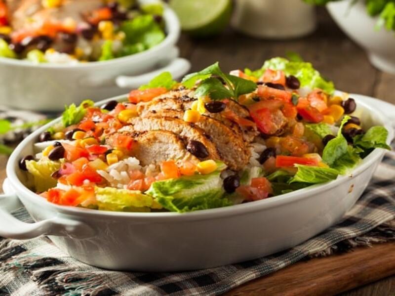 Image of 5 Meals To Feed A Family Of 4 Under $10 article