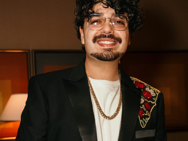 Image of Gracias mamá! MrChuy on why his mom is his favorite comedian article