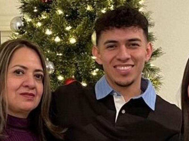 Image of Gracias Mamá! Jayco On How His Mom And His Wife Inspire Him article